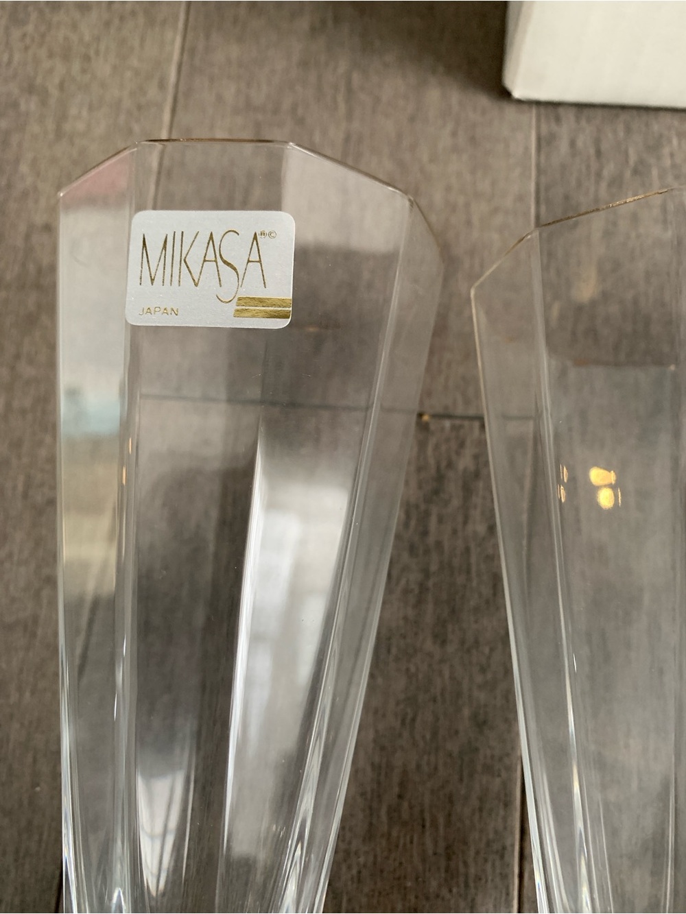 Mikasa Crystal South Hampton Gold Champagne Flutes Set of 4
Brand new  box - Picture 6 of 12